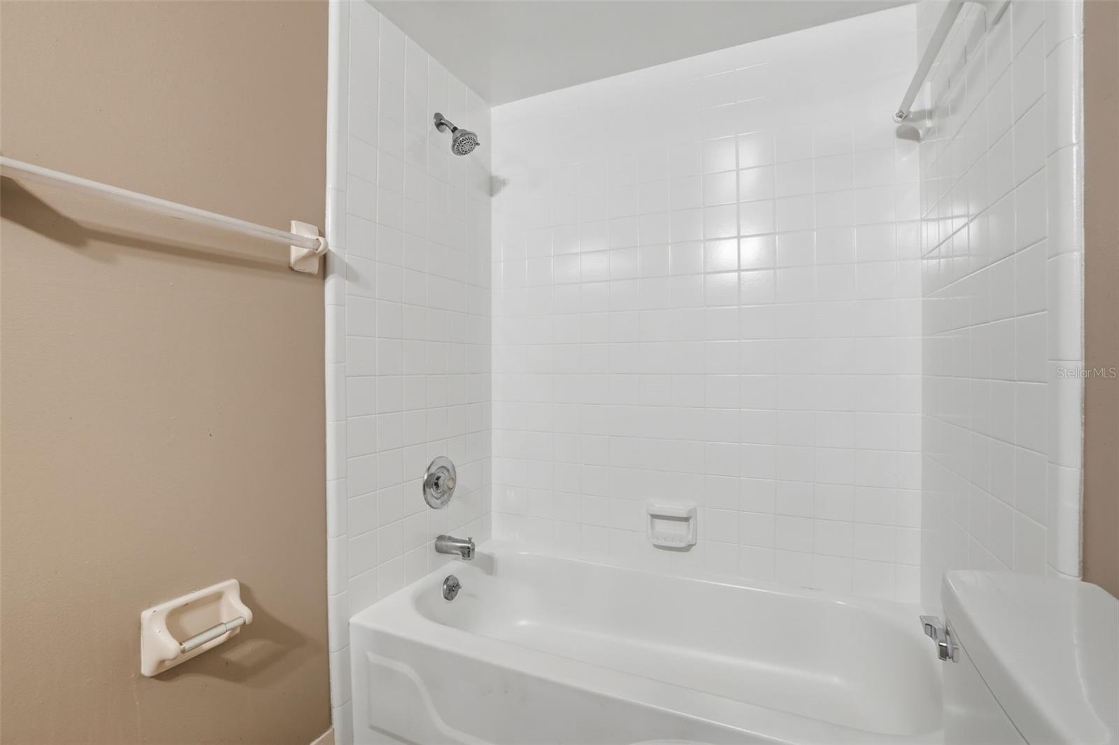 GOLF VILLAS 02 AT POINCIANA REP 01 - Residential