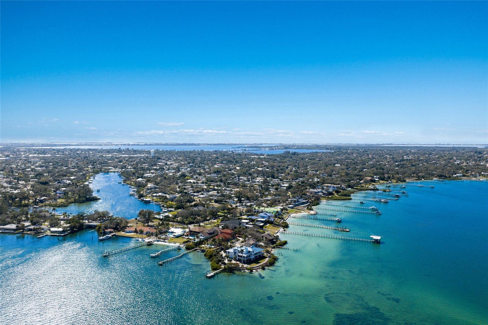 BRADLEY SHORES - Residential