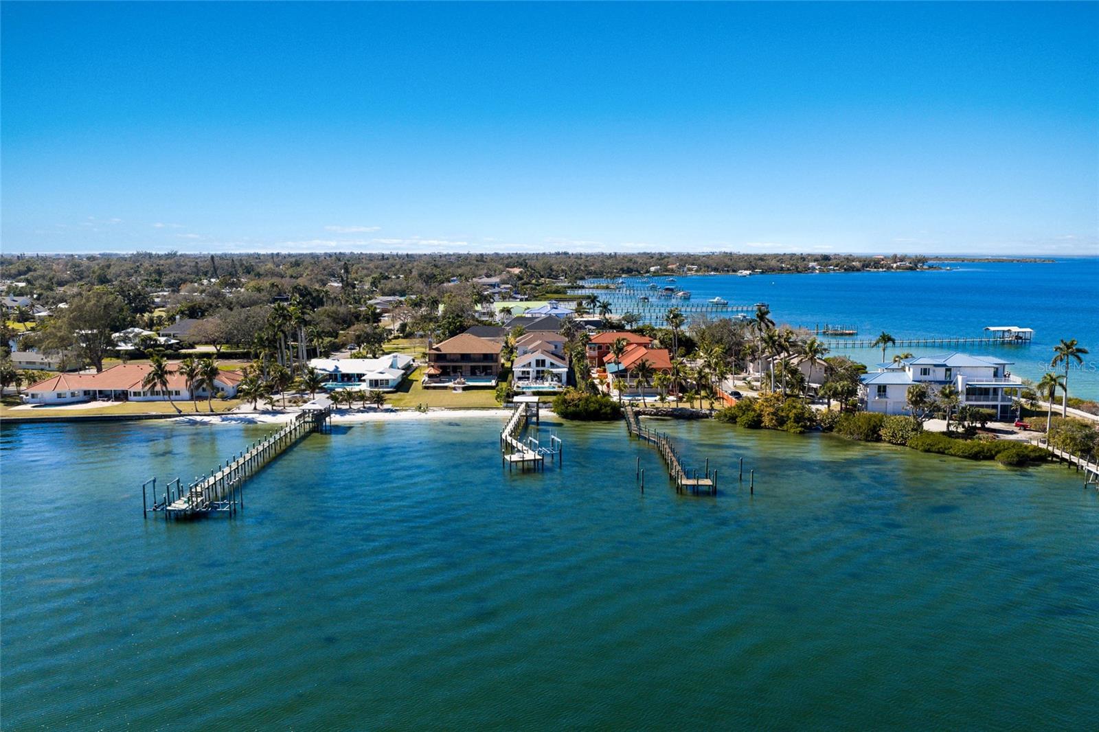 BRADLEY SHORES - Residential