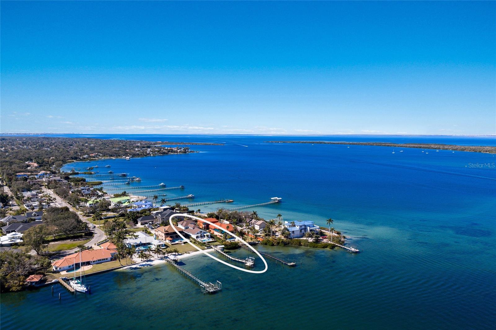 BRADLEY SHORES - Residential