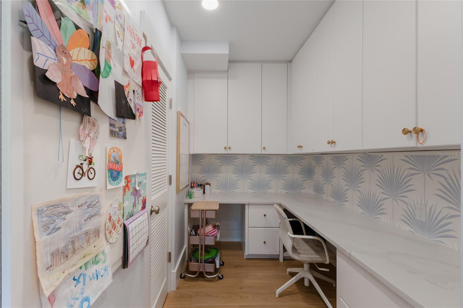 BRADLEY SHORES - Residential