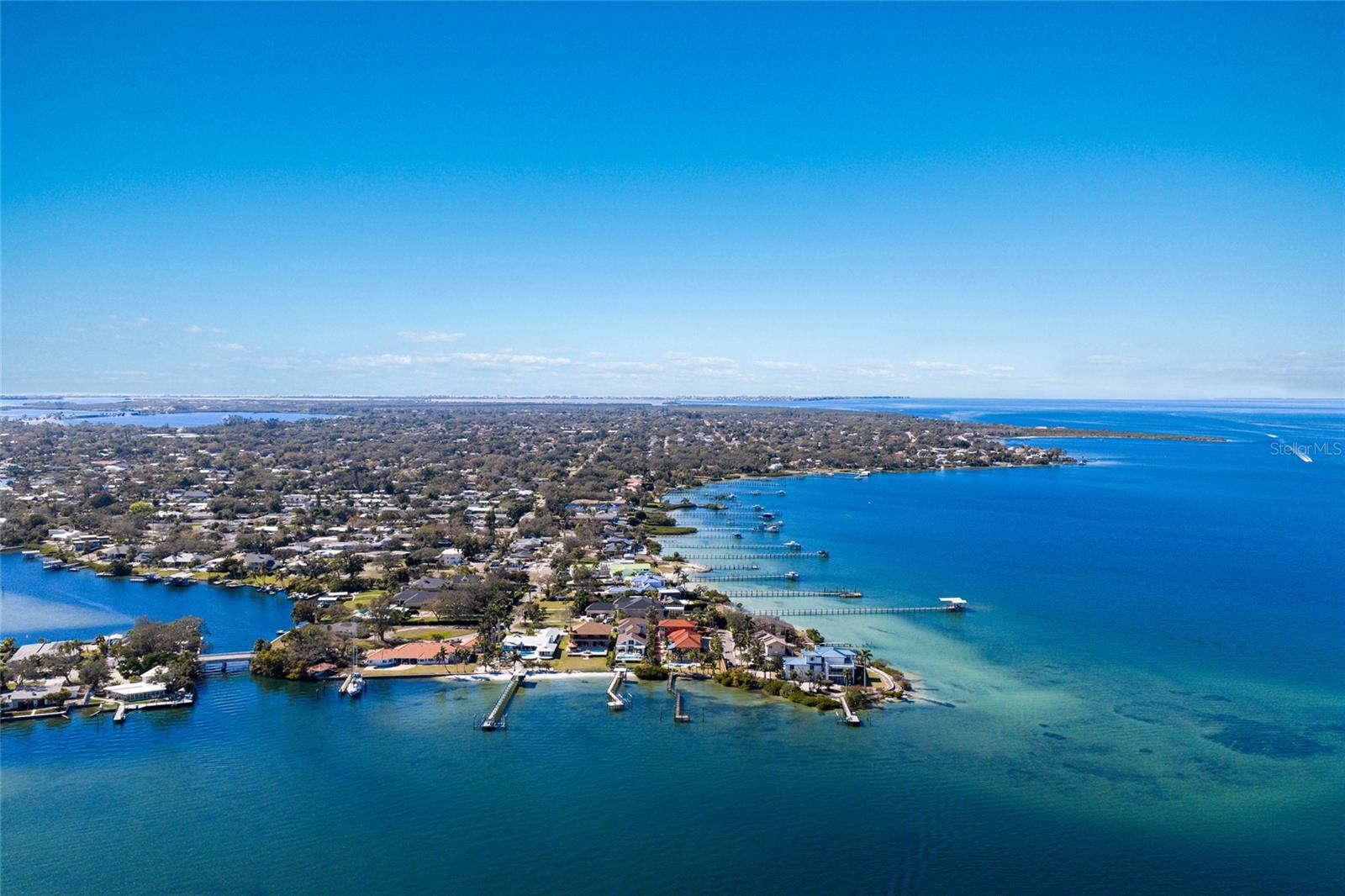 BRADLEY SHORES - Residential