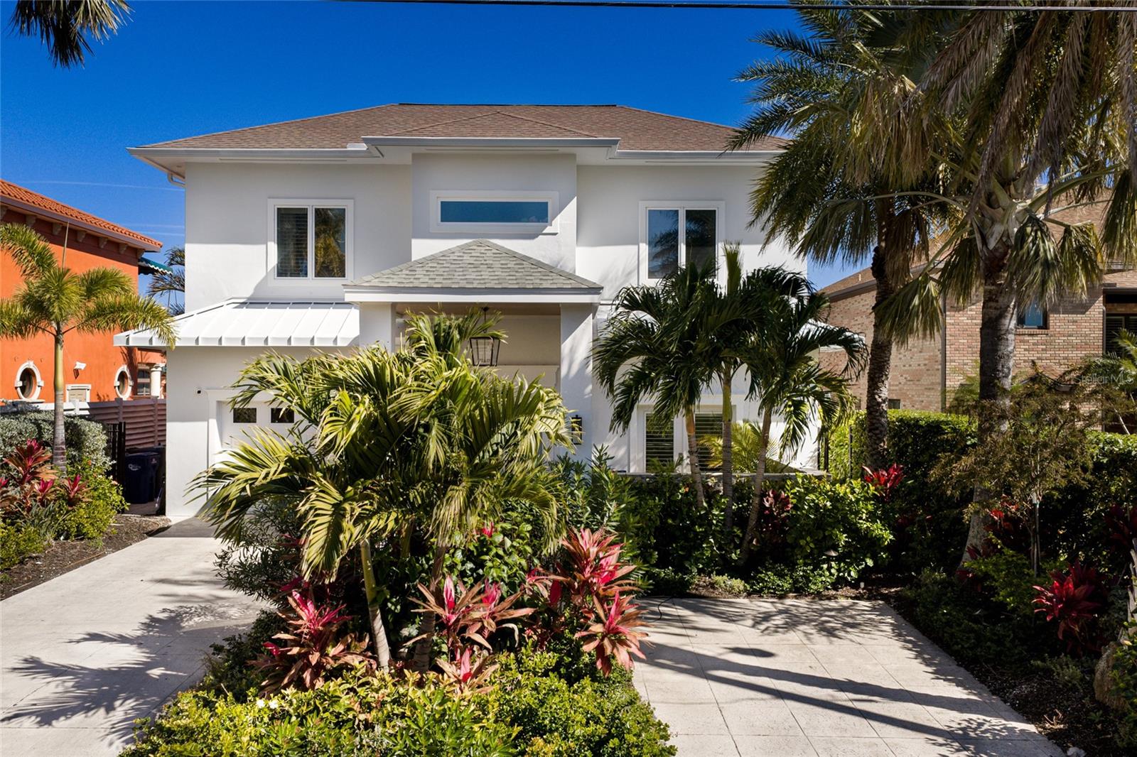 BRADLEY SHORES - Residential