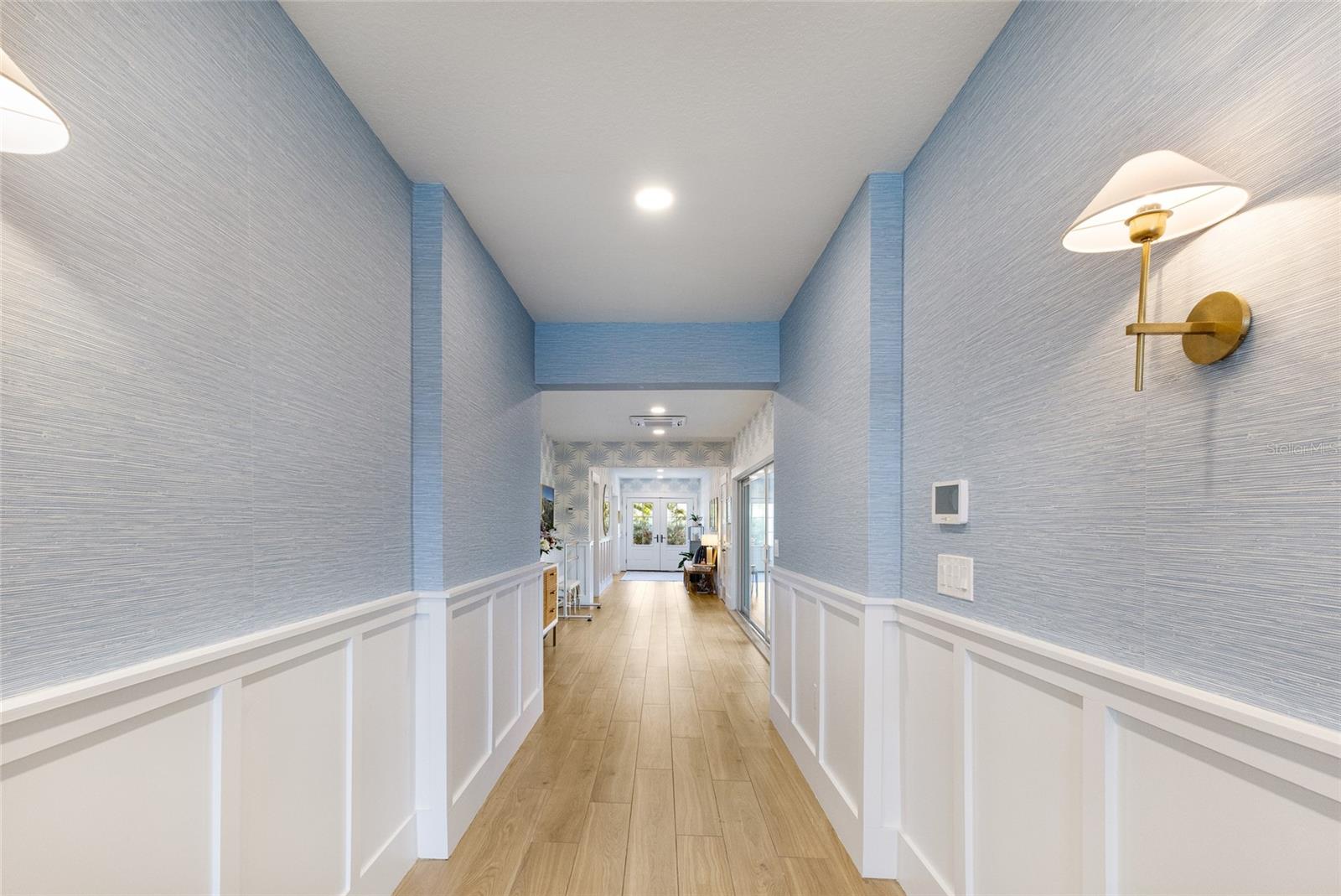 BRADLEY SHORES - Residential