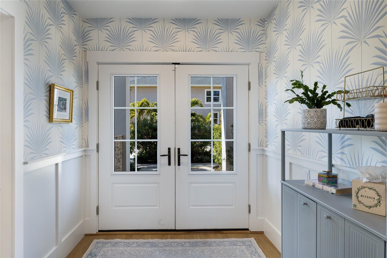 BRADLEY SHORES - Residential