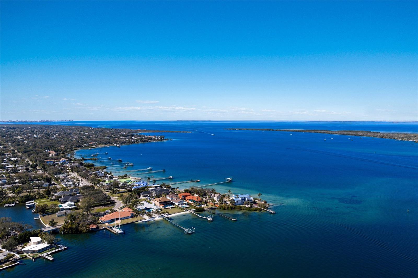 BRADLEY SHORES - Residential