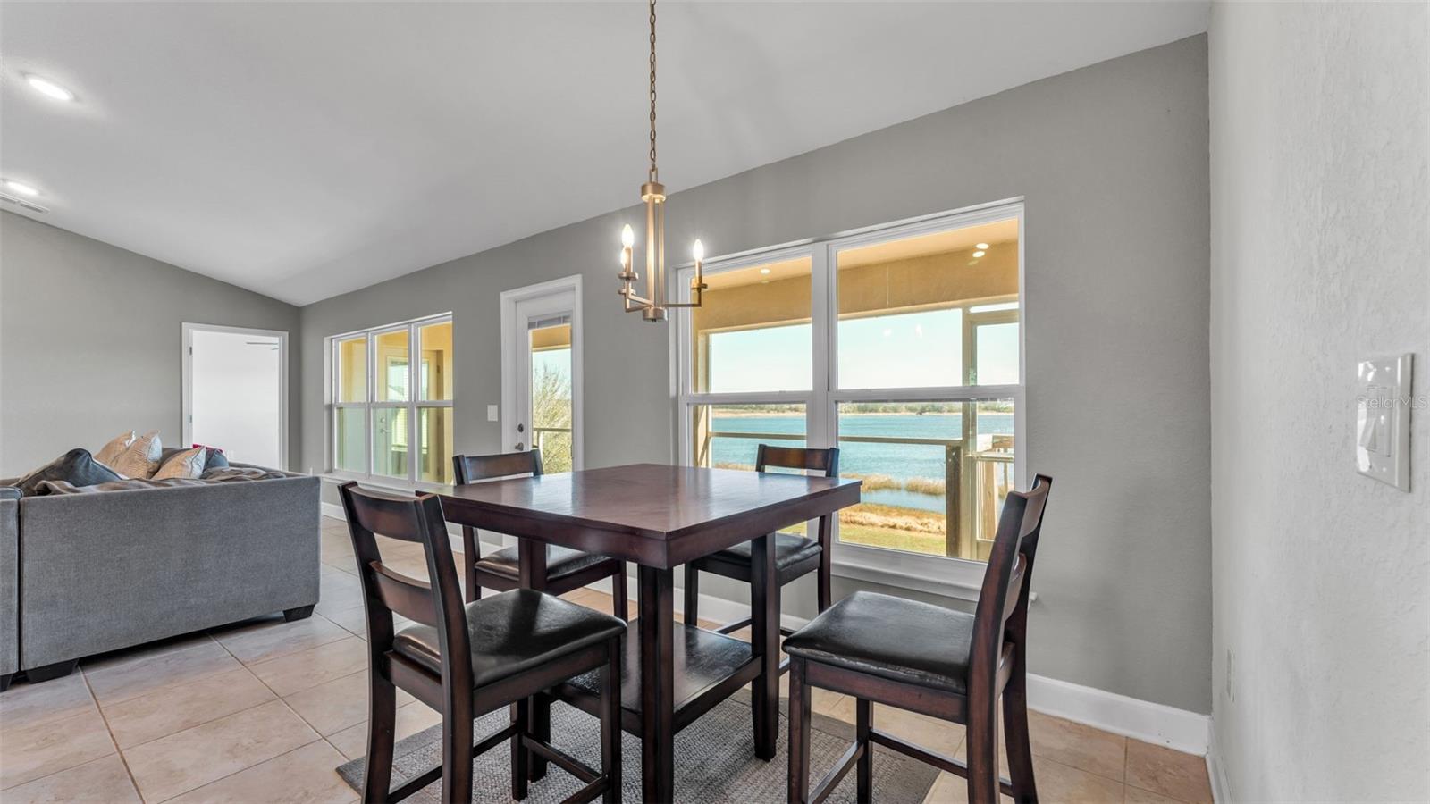 BROOKSHIRE - Residential