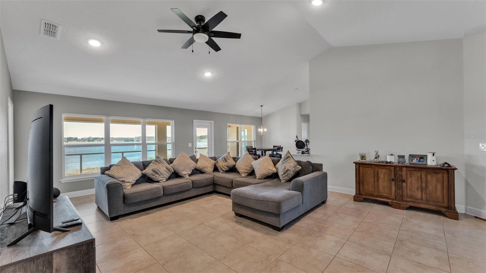 BROOKSHIRE - Residential