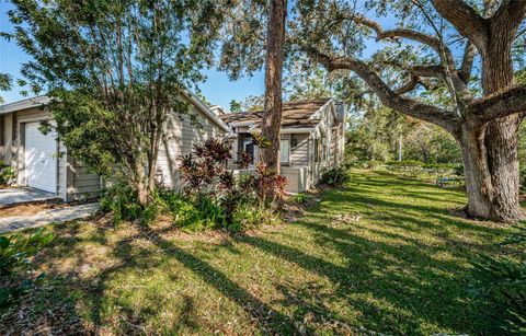 A home in PALM HARBOR