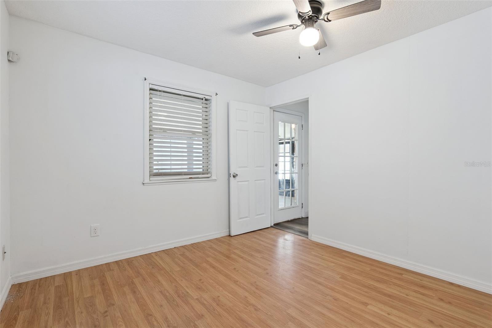 DELTONA LAKES UNIT 05 - Residential