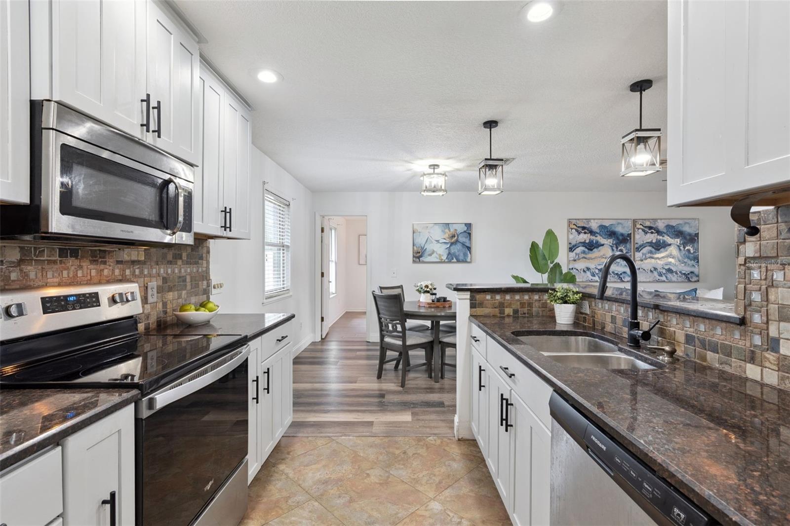 DELTONA LAKES UNIT 05 - Residential