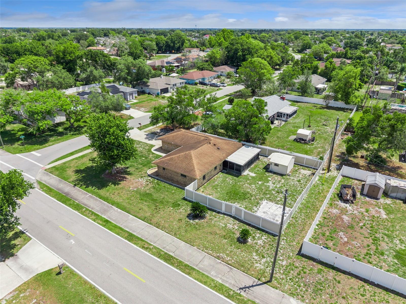 DELTONA LAKES UNIT 05 - Residential