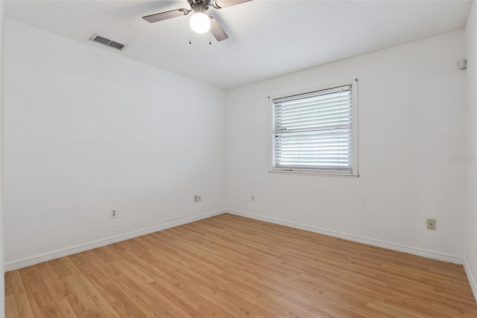 DELTONA LAKES UNIT 05 - Residential
