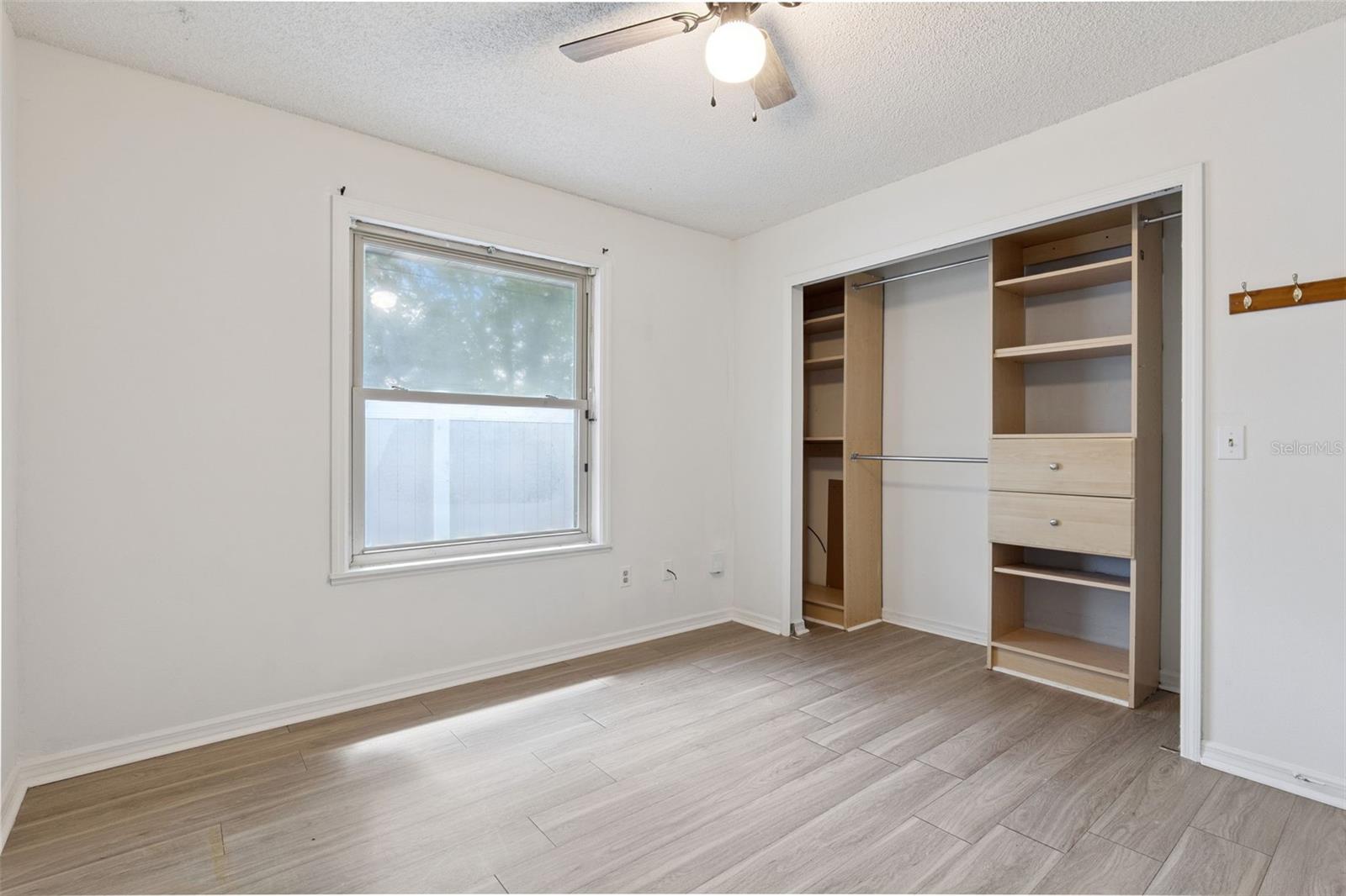 DELTONA LAKES UNIT 05 - Residential