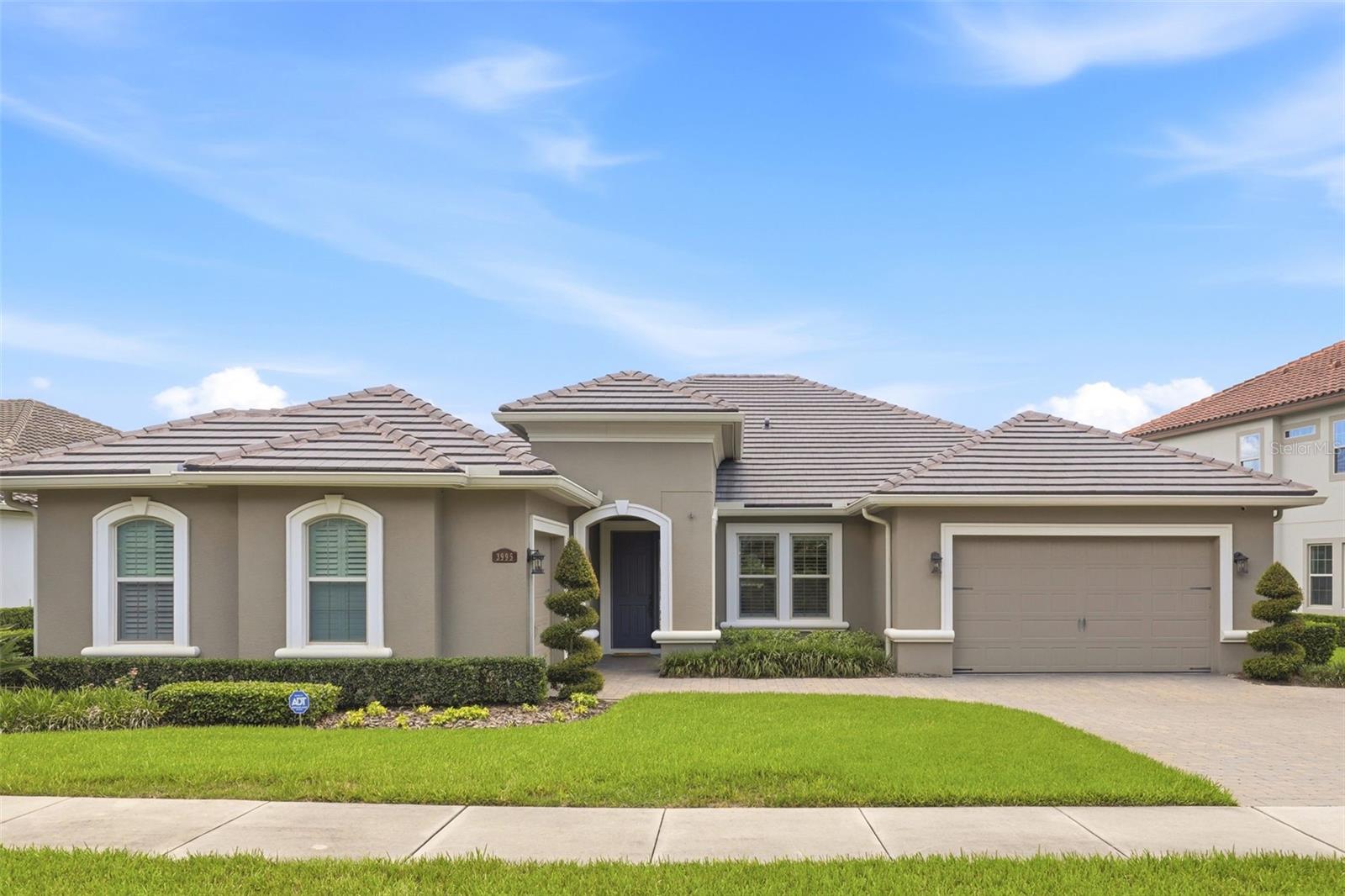 3995 EQUINE COVE