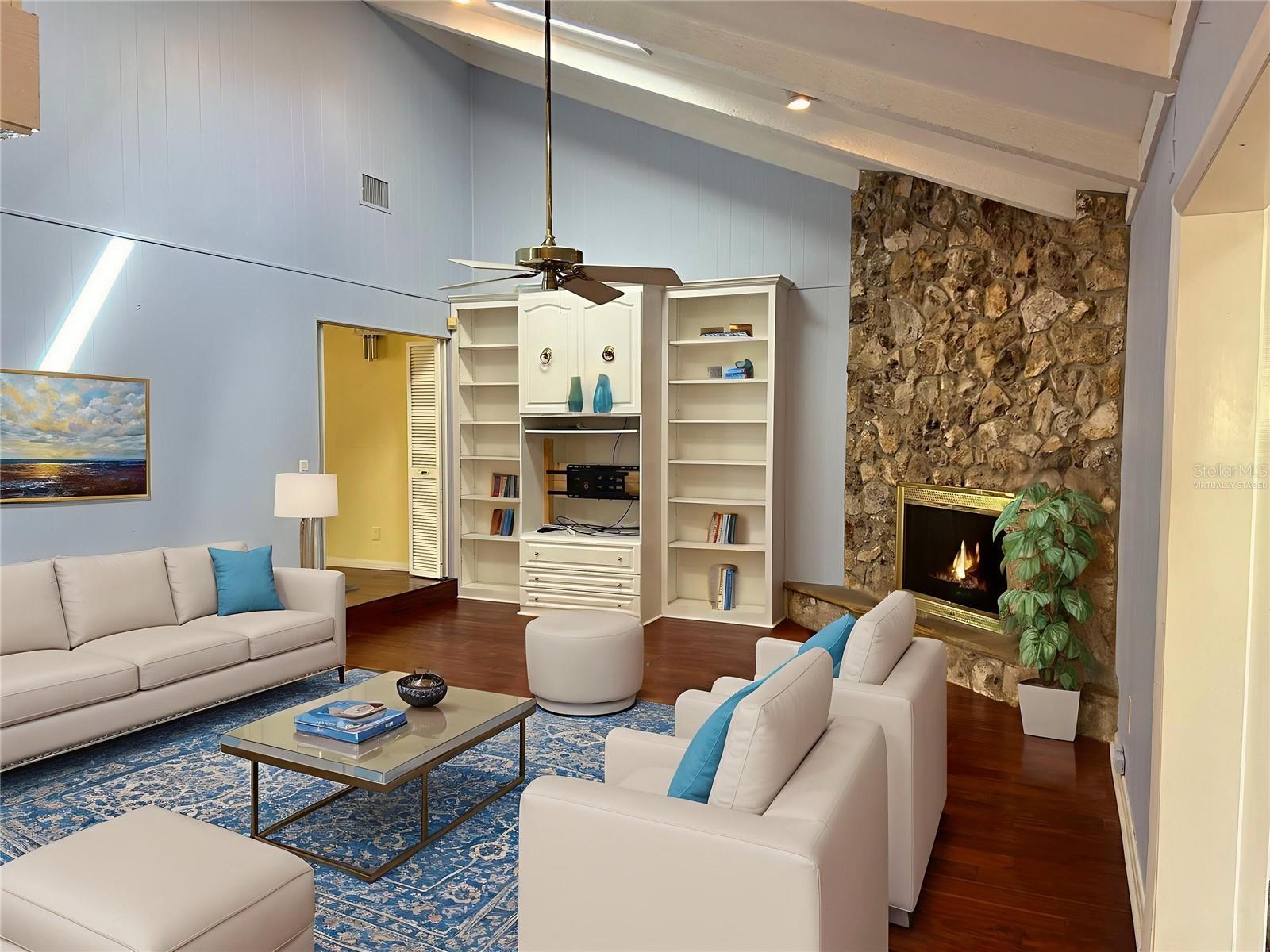 SOUTHERN OAKS - Residential