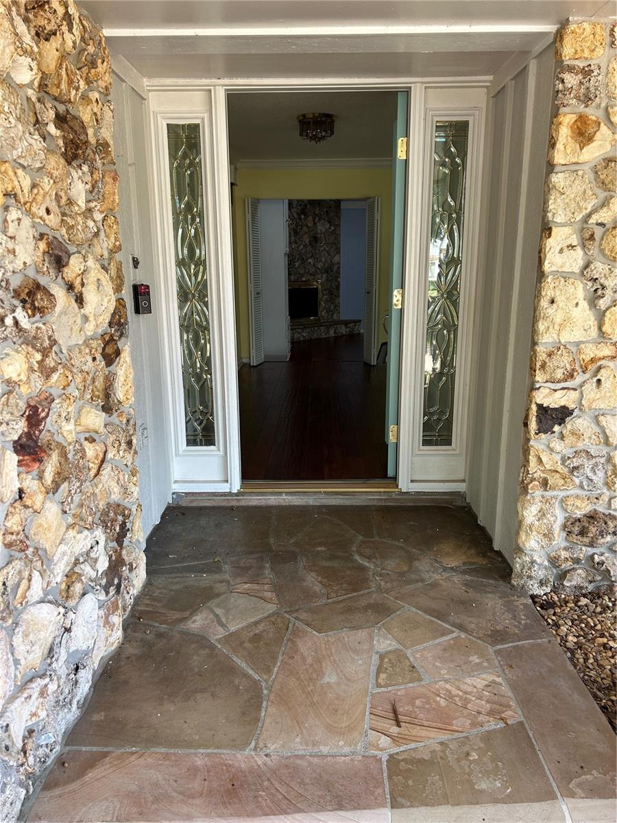 SOUTHERN OAKS - Residential