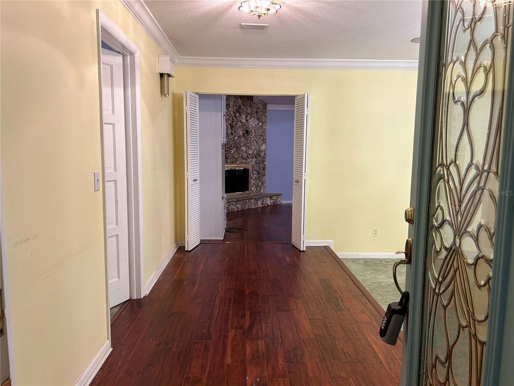 Photo of 1216 Buckwood Drive, Orlando, FL 32806 (MLS # O6354263)