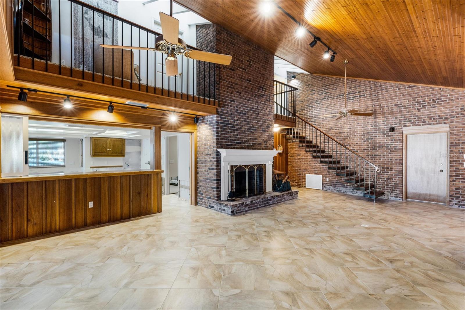 LA GUNA PARK - Residential