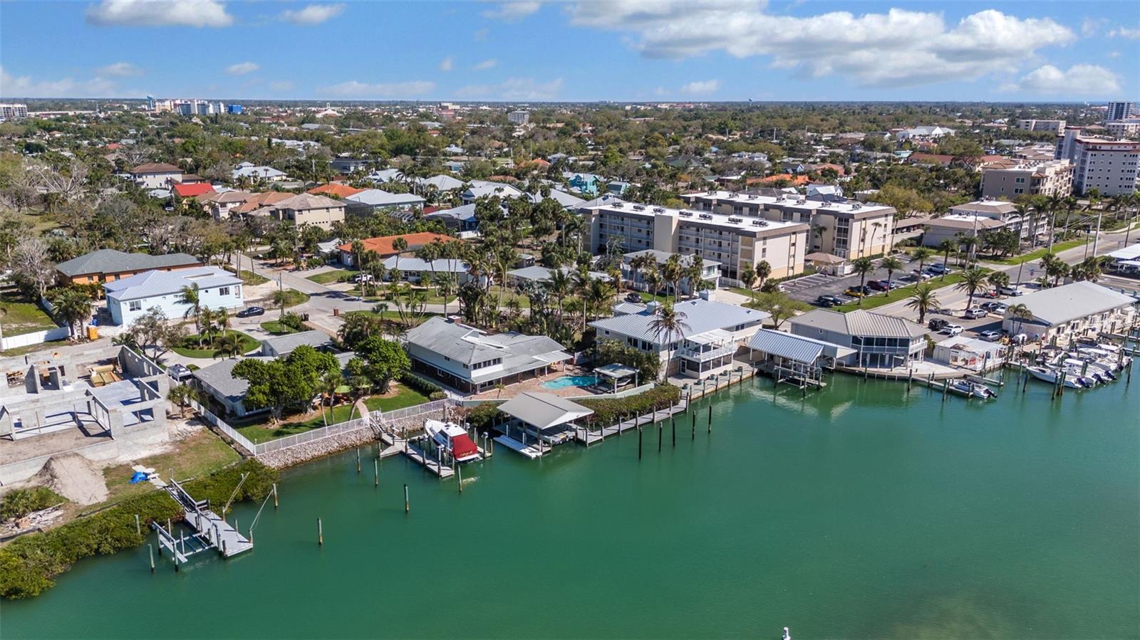 LA GUNA PARK - Residential