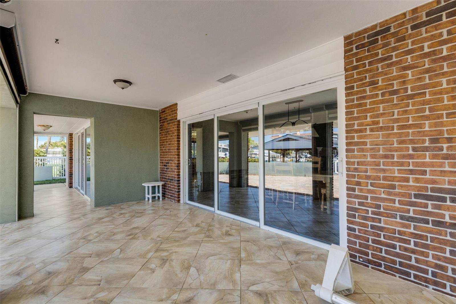 LA GUNA PARK - Residential