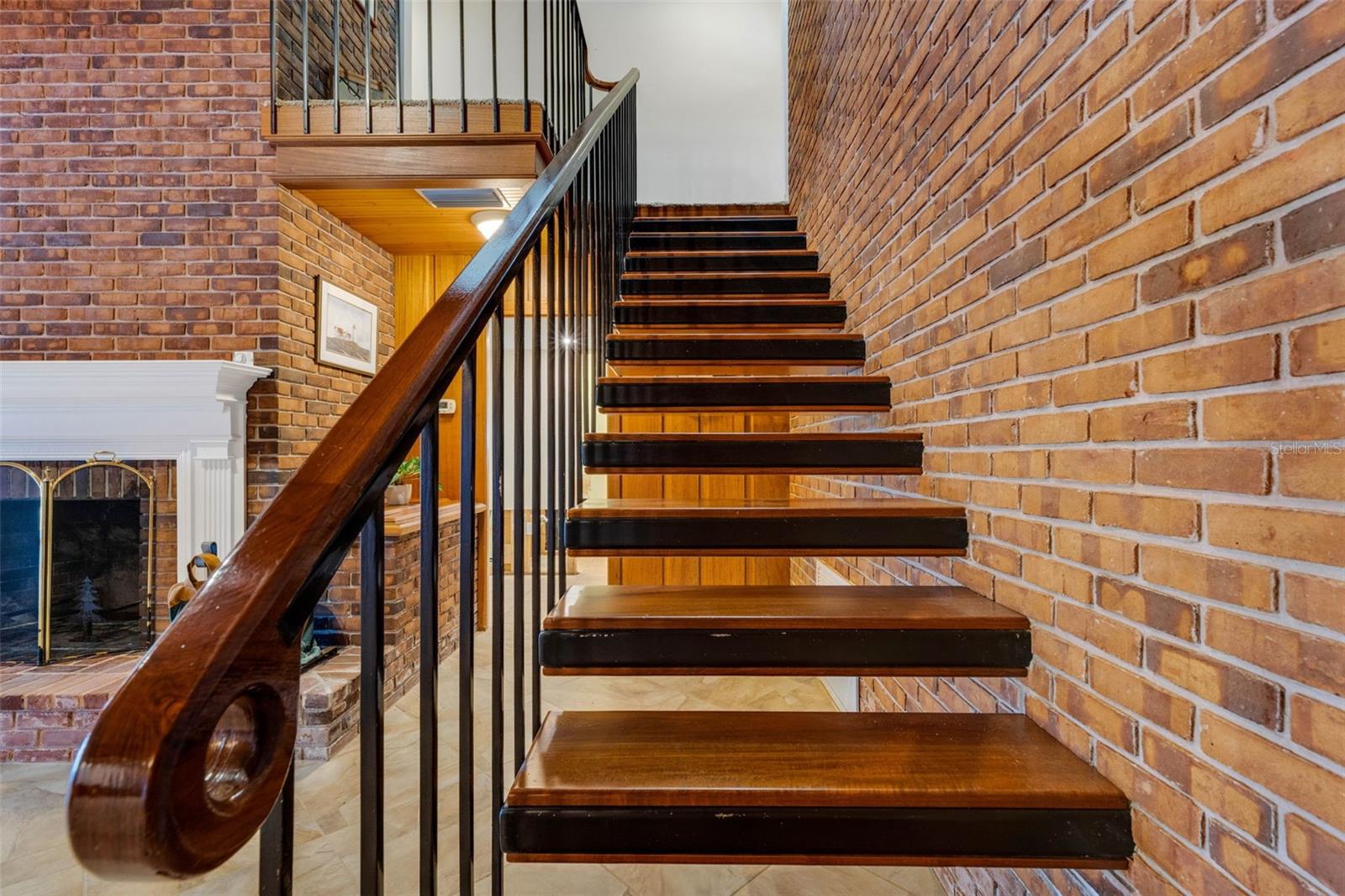 LA GUNA PARK - Residential