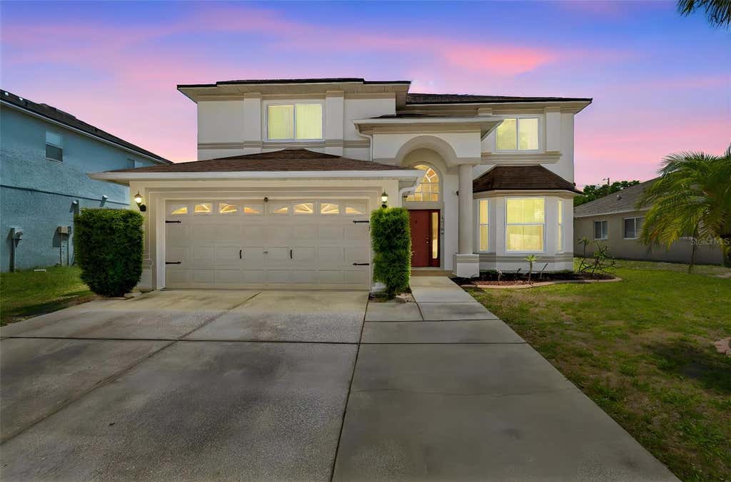Photo of 12803 Longcrest Drive, Riverview, FL 33579 (MLS # TB8541473)