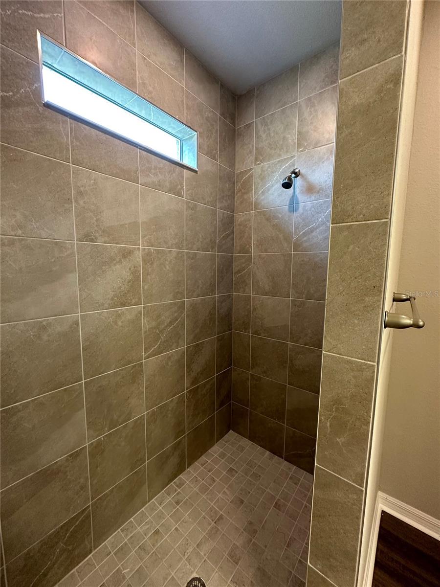 PORT CHARLOTTE SUB 08 - Residential Lease