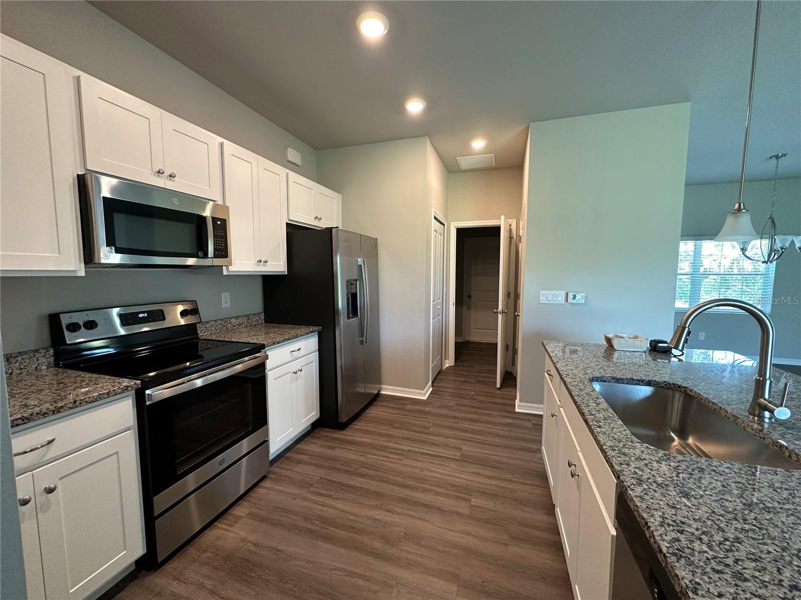 PORT CHARLOTTE SUB 08 - Residential Lease