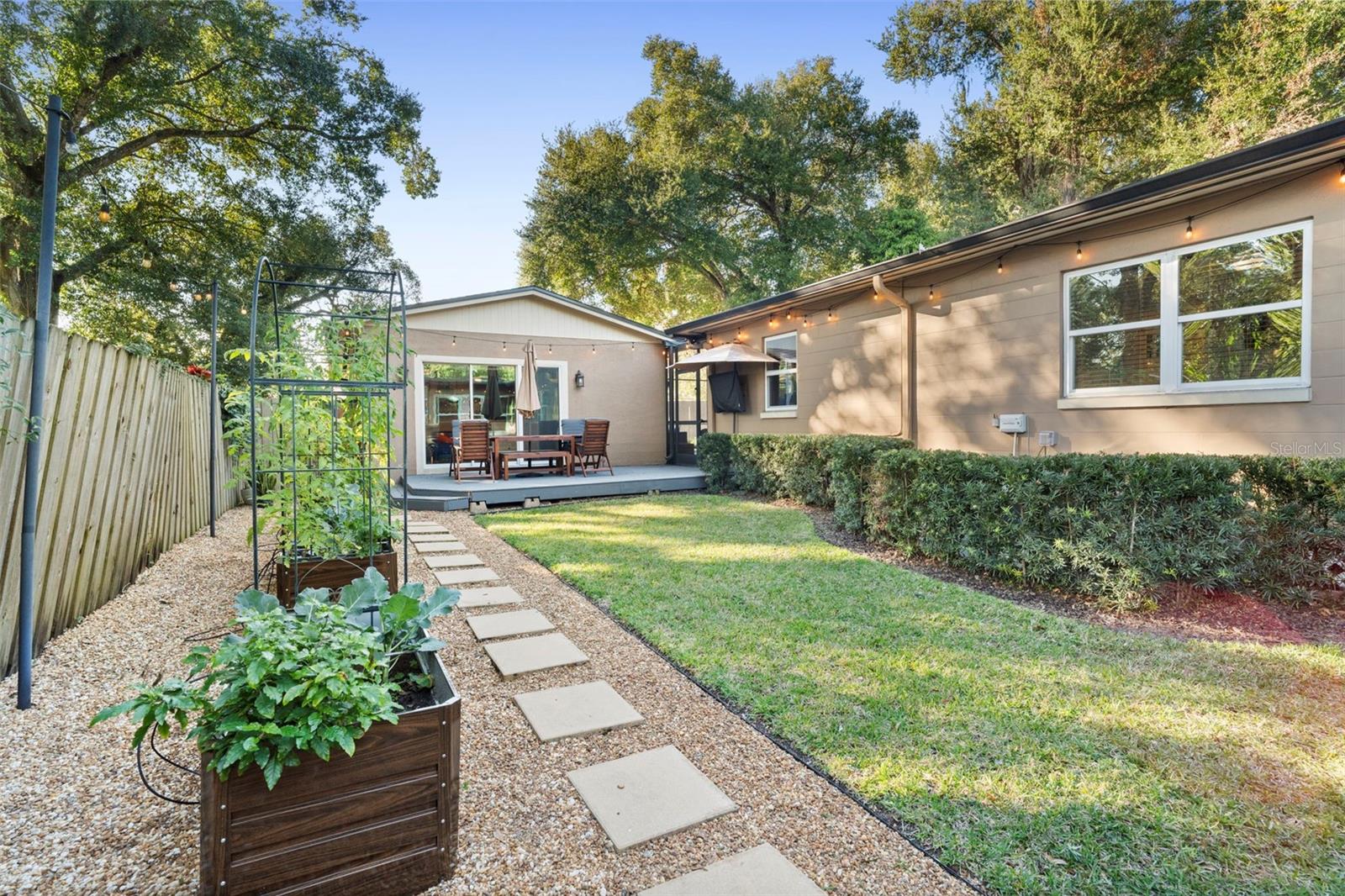 PINE LOCH HEIGHTS - Residential