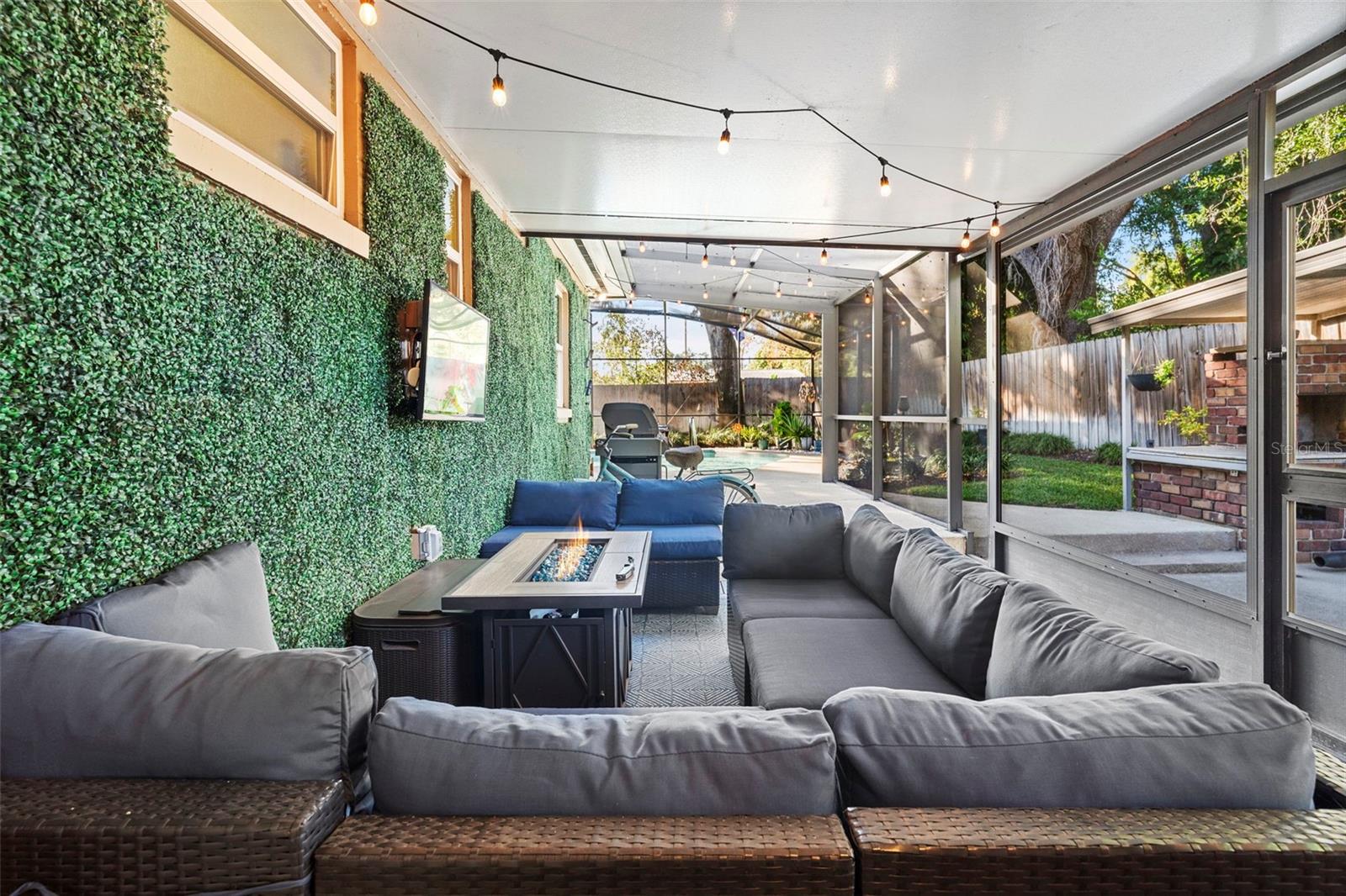 PINE LOCH HEIGHTS - Residential