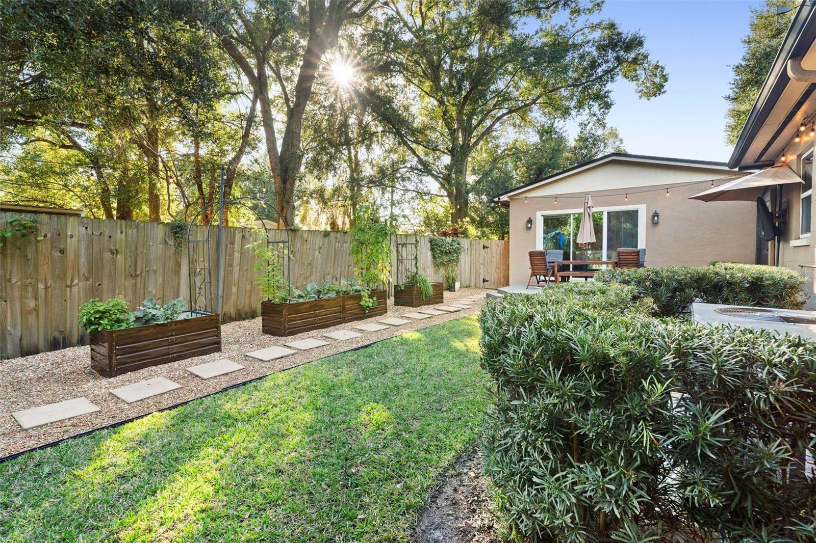 PINE LOCH HEIGHTS - Residential