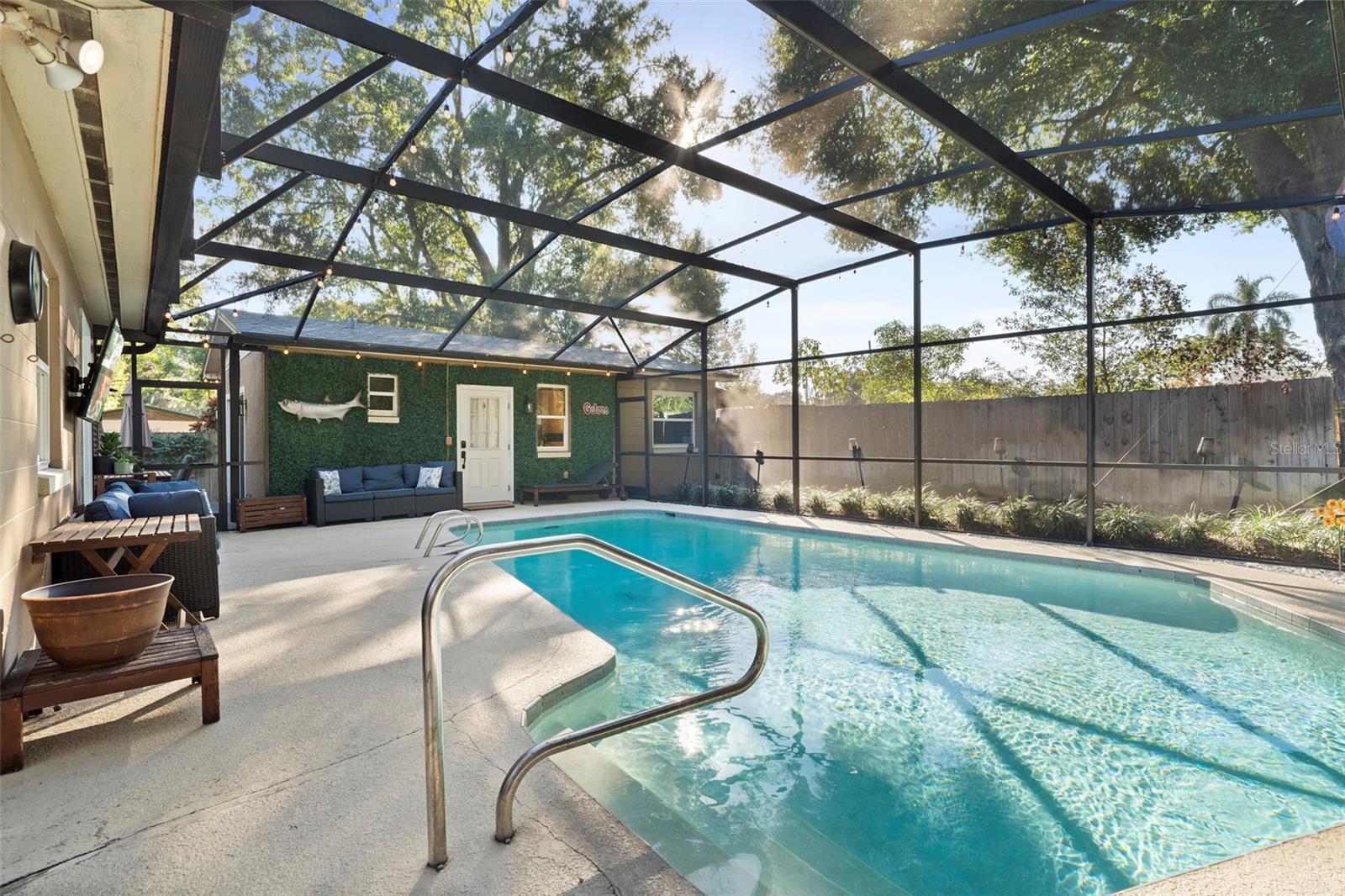 PINE LOCH HEIGHTS - Residential