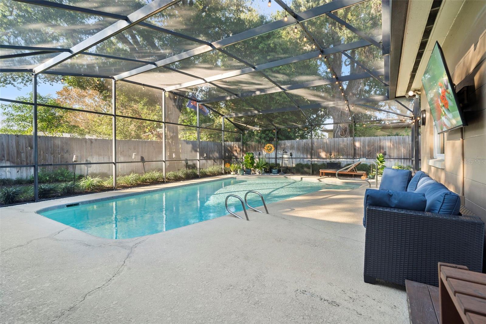 PINE LOCH HEIGHTS - Residential