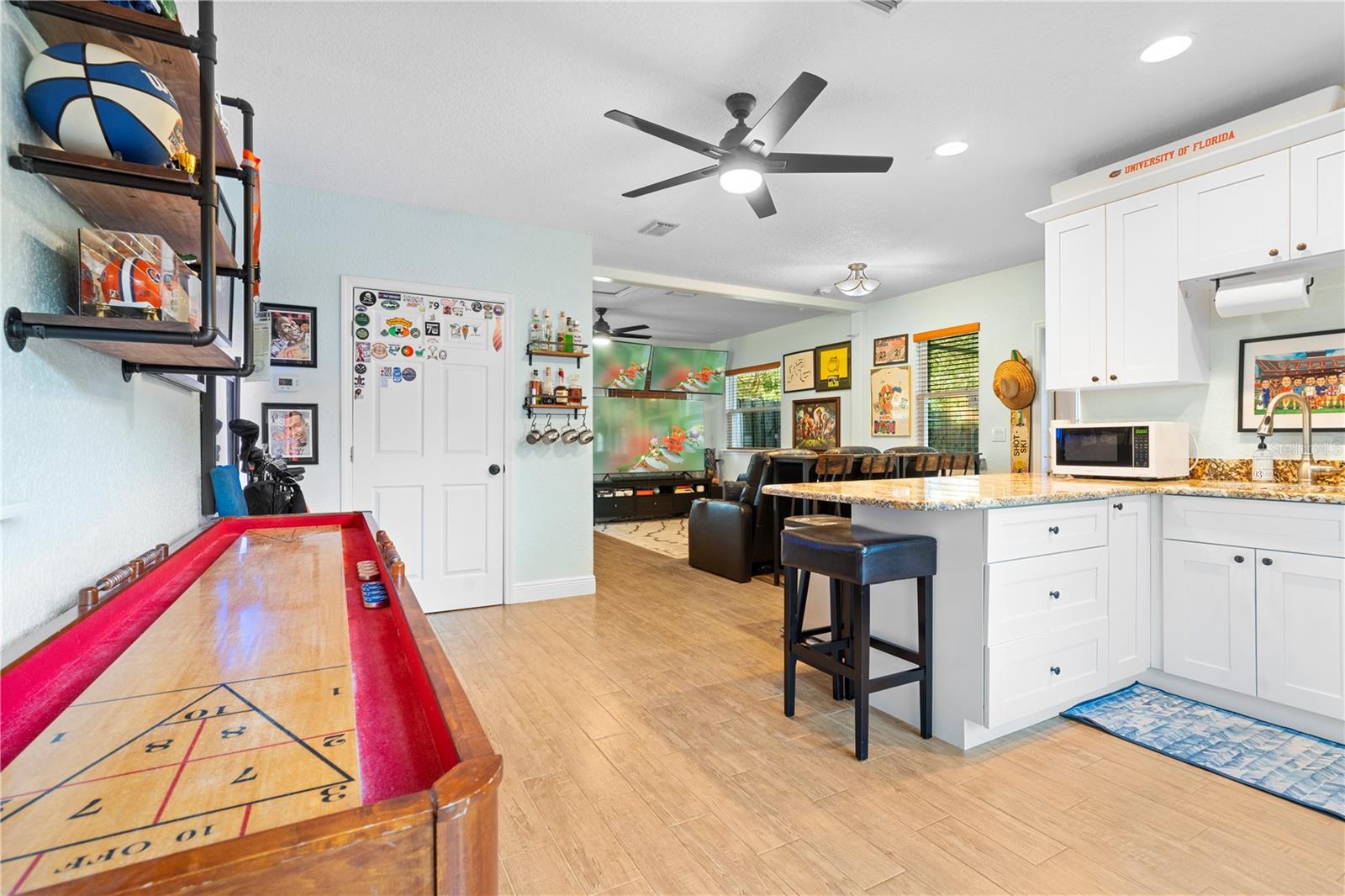 PINE LOCH HEIGHTS - Residential