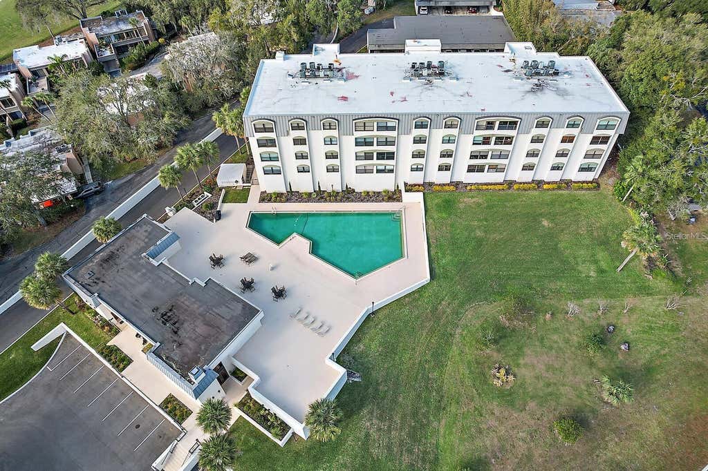 Photo of 501 W Old Us Highway 441 Highway #402, Mount Dora, FL 32757 (MLS # G5114269)