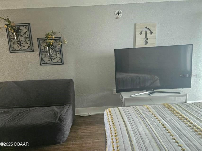 PIRATES COVE CONDO - Residential