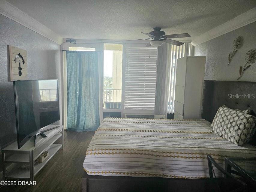 PIRATES COVE CONDO - Residential