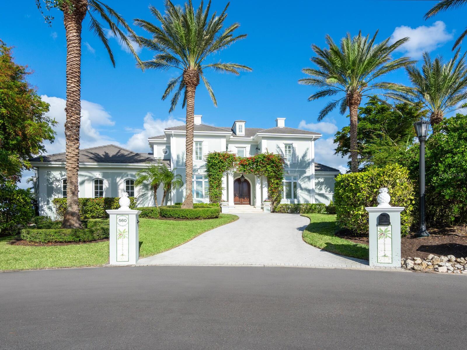 560 HARBOR POINT ROAD