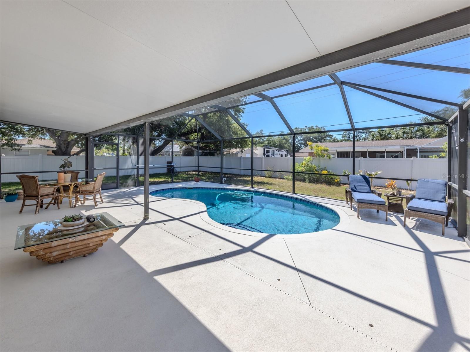 SOUTH VENICE - Residential
