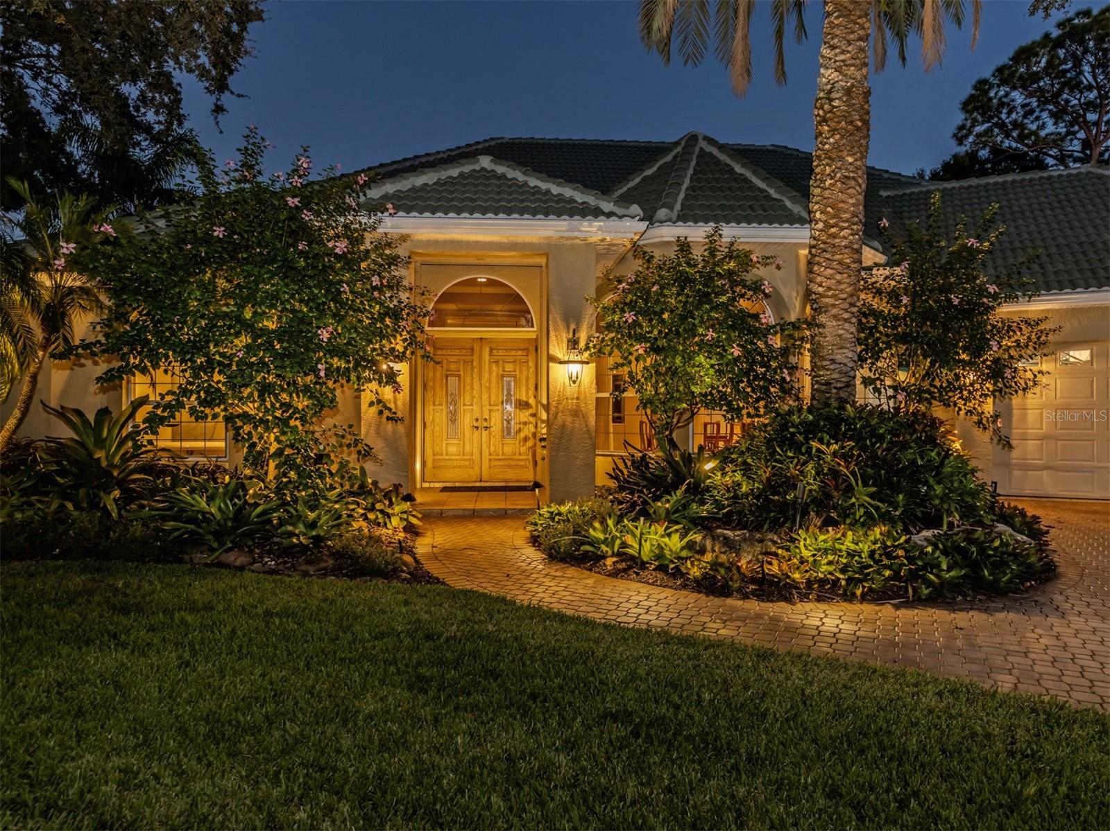 444 TREMINGHAM WAY