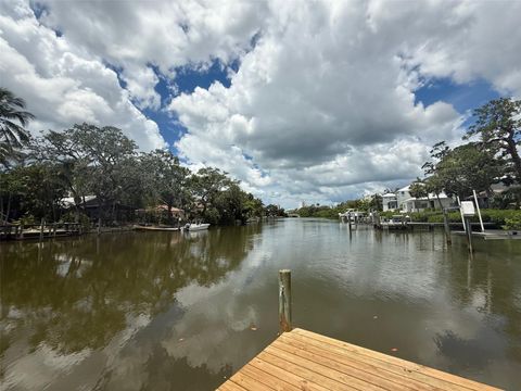 1938 HIGH POINT DRIVE SARASOTA FL 34236