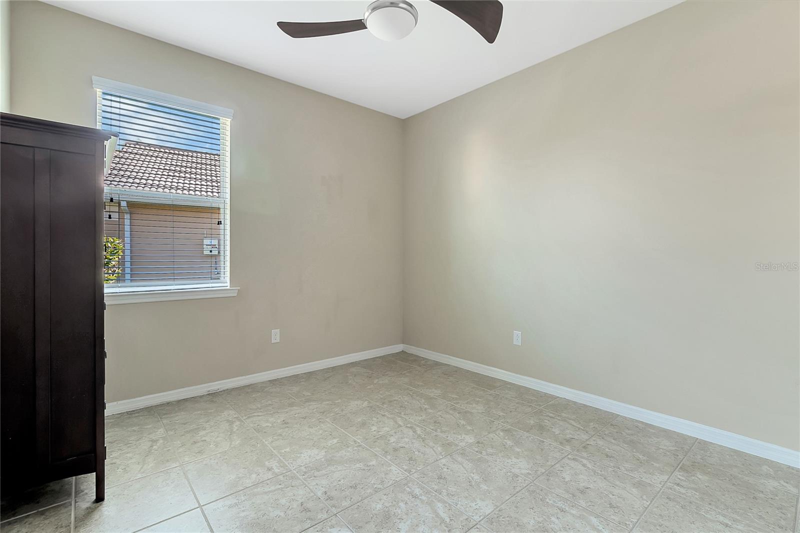 TALON BAY - Residential Lease