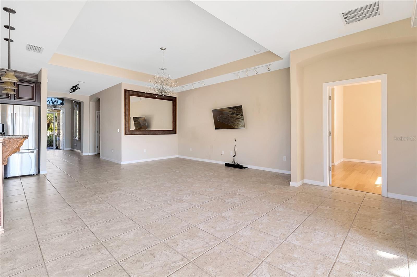 TALON BAY - Residential Lease