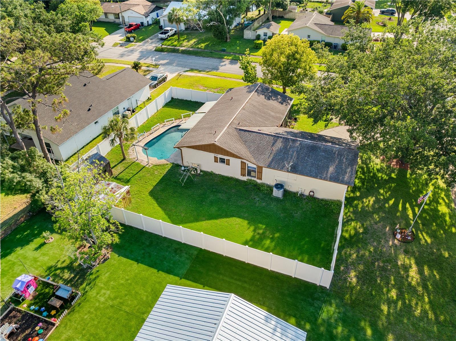 WILLOW RUN UNIT 04 - Residential
