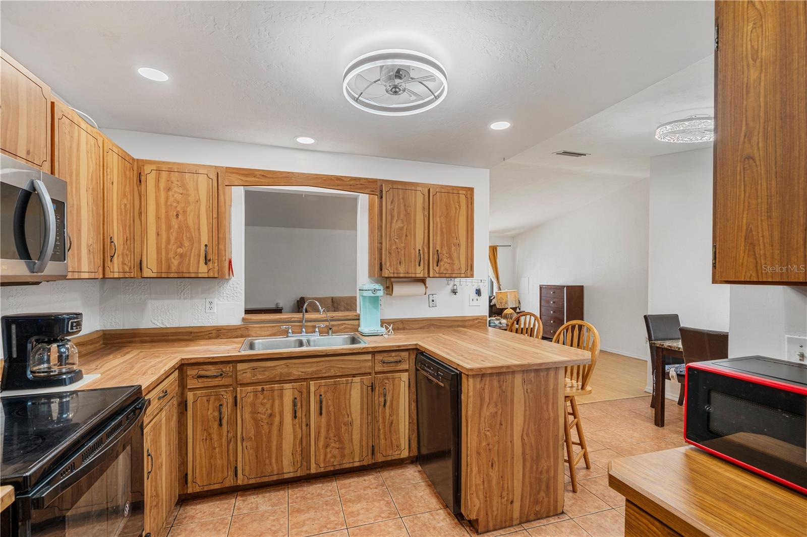 WILLOW RUN UNIT 04 - Residential