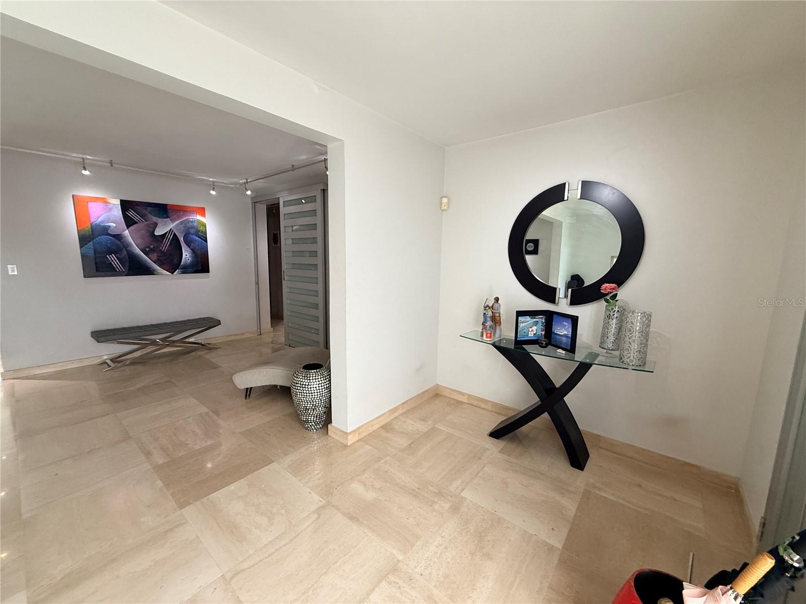 EXT VILLA CAPARRA - Residential