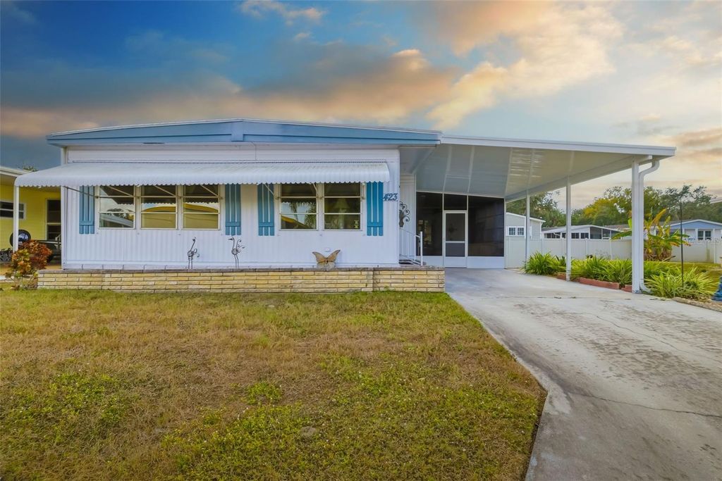 Photo of 5619 Bayshore Road #423, Palmetto, FL 34221 (MLS # A4677554)