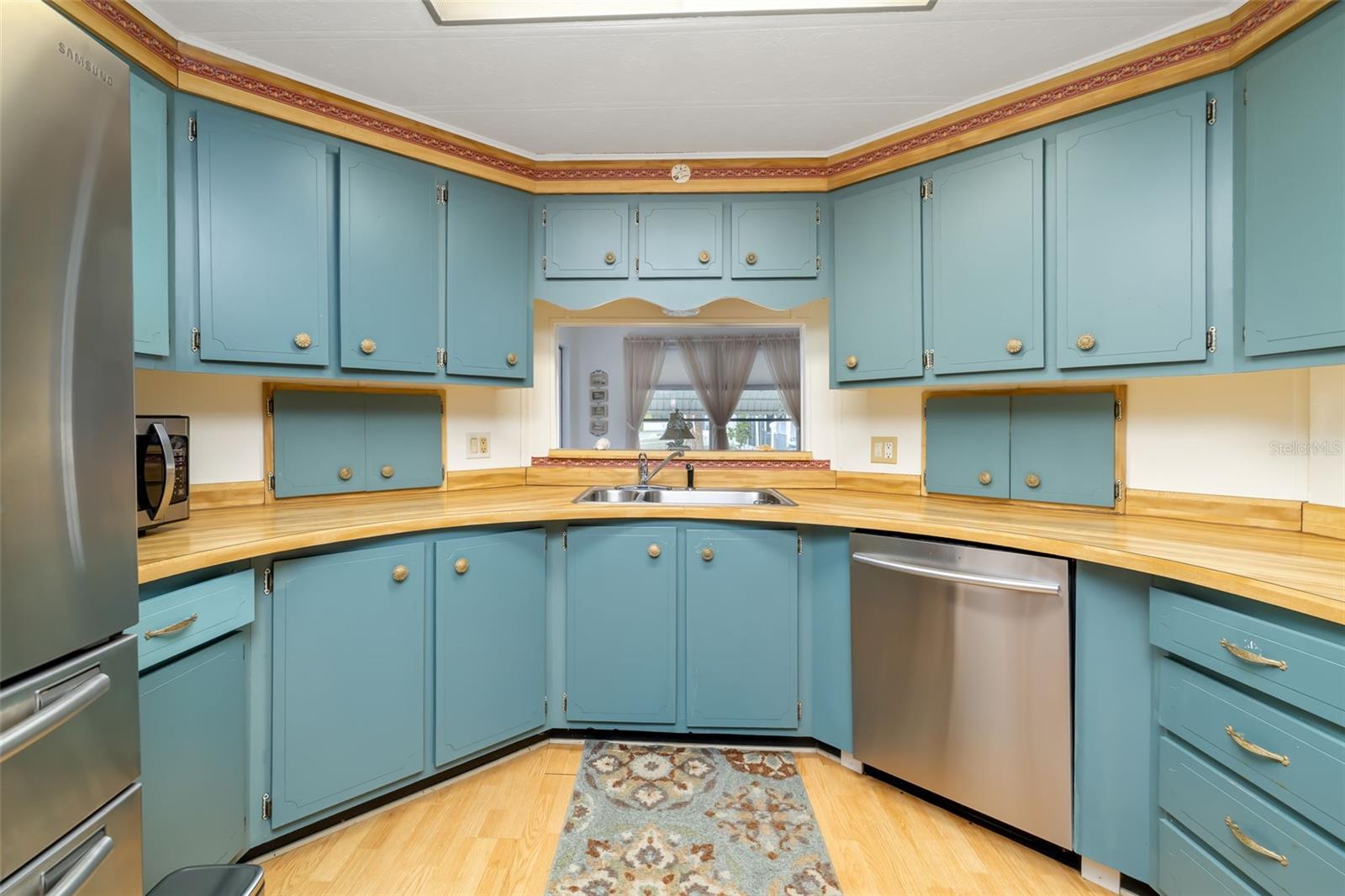 TERRA CEIA MANOR CO-OP - Residential