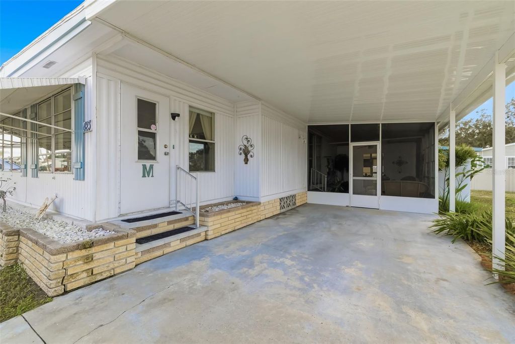 Photo of 5619 Bayshore Road #423, Palmetto, FL 34221 (MLS # A4677554)